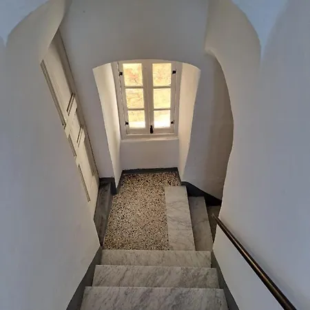 Apartment La Casa Di Dim Cipressa